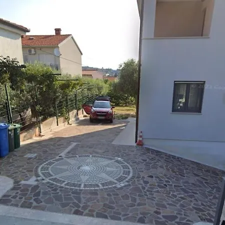 Nelkas Apartamento Pula