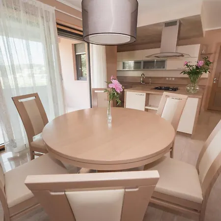 Nelkas Apartamento *
